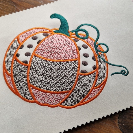 Kürbis Deko   -  Stickdatei bei Michis Textilatelier