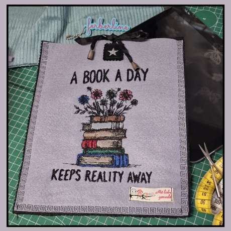 Ferberline Stickdatei Scribble A Book a Day ab 12x16