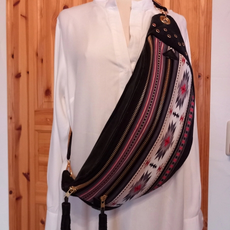 XXL Banana Bag, Cross Body Jeans Bag upcycling