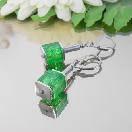 ღ OHRHÄNGER Würfel Crash Glas Grün Edelstahl /5823