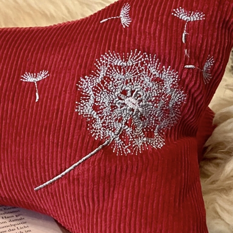 Pusteblume - Stickdatei bei Michis Textilatelier