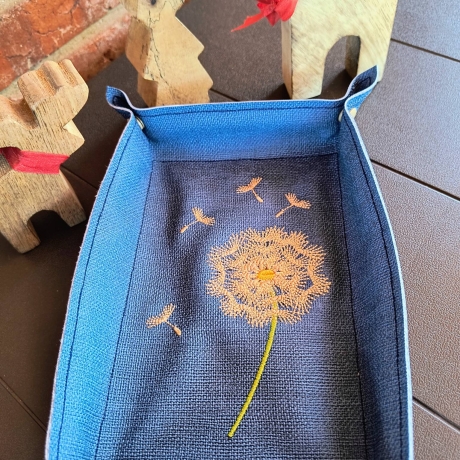 Pusteblume - Stickdatei bei Michis Textilatelier