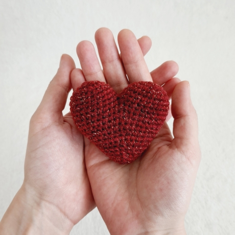 Handgefertigtes kleines Herz, Geschenke zum Valentinstag