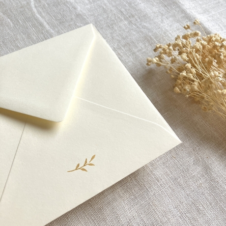 With love • Quadratische Klappkarte mit Seidenband & Umschlag