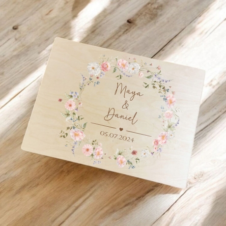 Erinnerungskiste Geschenk zur Hochzeit Hochzeitskiste Namen Datum