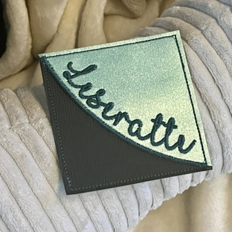 Buchecke   -  Stickdatei bei Michis Textilatelier