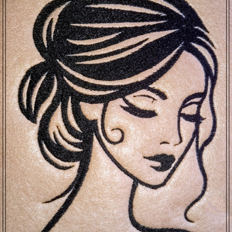 Misses in 3 Größen - Stickdatei bei Michis Textilatelier