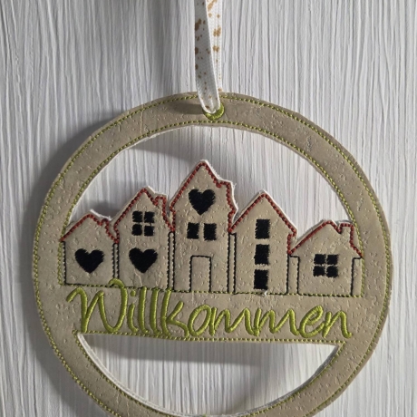 Ferberline Stickdatei Häuserkränze ab 13x13cm