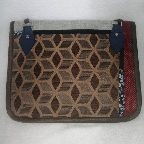 Handtasche Oversized Clutch grau rot türkis Unikat robust Satin