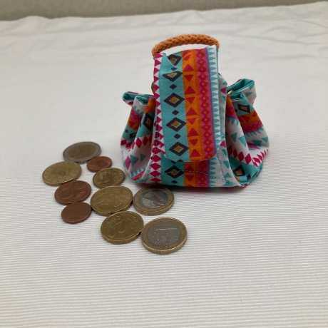 Kleingeldheld ITH  -  Stickdatei bei Michis Textilatelier