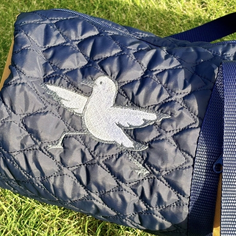 Yoga Möwen 12 Teilig  -  Stickdatei bei Michis Textilatelier