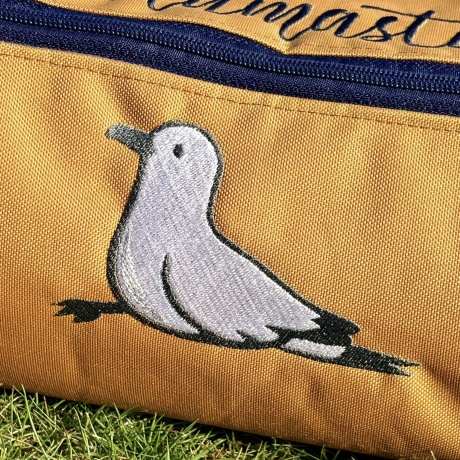 Yoga Möwen 12 Teilig  -  Stickdatei bei Michis Textilatelier