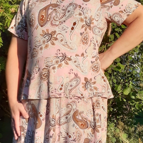 Schnittmuster Volantshirt NenaLisi 