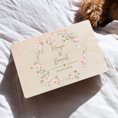 Erinnerungskiste Geschenk zur Hochzeit Hochzeitskiste Namen Datum