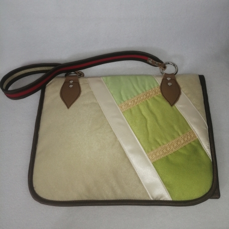 Handtasche Oversized Clutch grün rot Unikat Satin Upcycling 