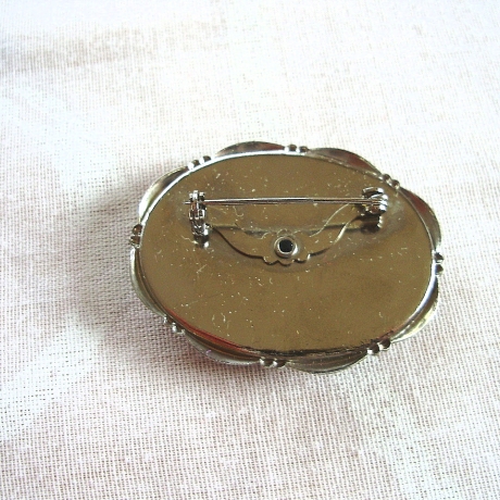 Vintage Brosche Black-Silver oval aus den 70er Jahren