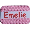 Namensschild Name personalisiert eckig Button Herz