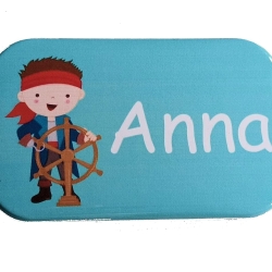 Namensschild Name personalisiert eckig Button Pirat