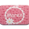 Namensschild Name personalisiert eckig Button Blume