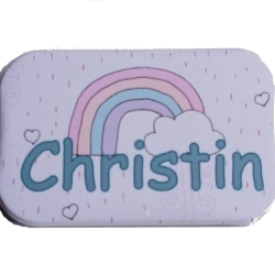 Namensschild Name personalisiert eckig Button Regenbogen