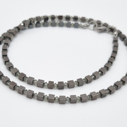 Kette Hämatit Würfel mit Swarovski® Kristallen Grau (756)