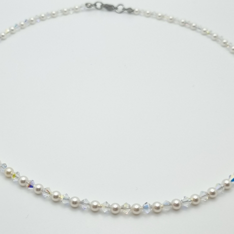 Kette Perlen Weiß Perlenkette Pearls und Kristalle (767)