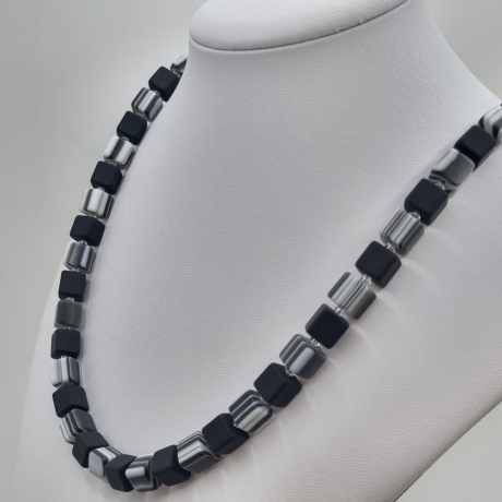 Kette Polaris Schwarz / Weiß Zebra gestreift Polariskette (795)