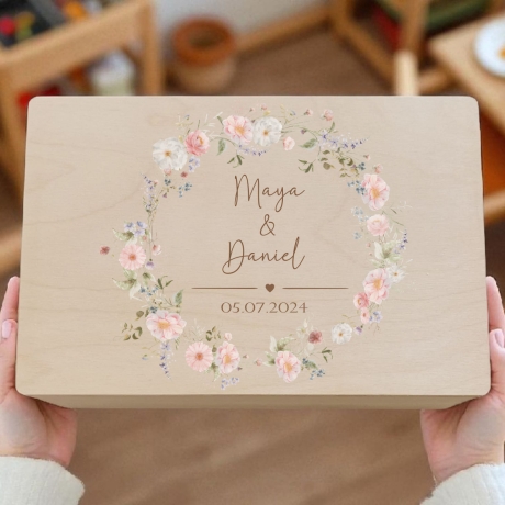 Erinnerungskiste Geschenk zur Hochzeit Hochzeitskiste Namen Datum