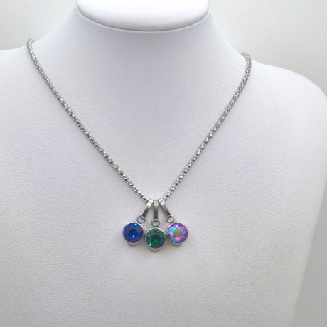 Edelstahlkette mit 3 wechselbaren Chaton-Anhängern  (821)