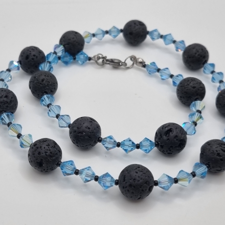 Handgemachte Lavaperlen Kette mit Bicone Kristallen Blau (837)