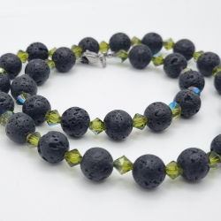 Handgemachte Lavaperlen Kette mit Bicone Kristallen Grün (837)
