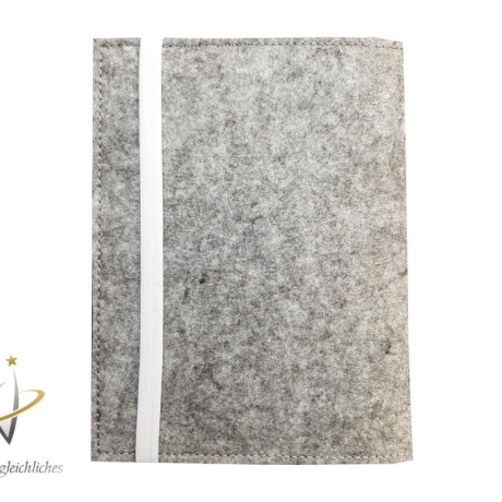 Mutterpasshülle *Lama Blumen* Namensbestickung möglich