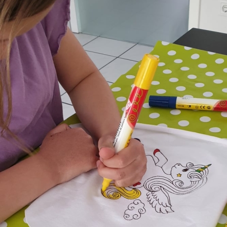 Einhorn Stickdatei – Ausmalmotiv für Kinder & kreative Regentage