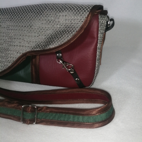 Handtasche rot silber  Unikat Schultertasche Upcycling Qualität