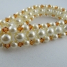 Armband gefädelt Perlen Creme (A10)
