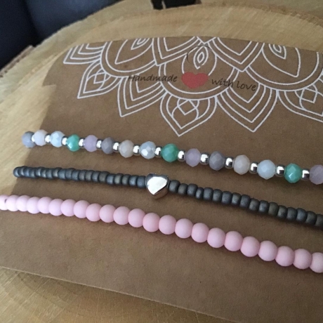 Tolles 3 teiliges Armband-Set mit versilberten Herz