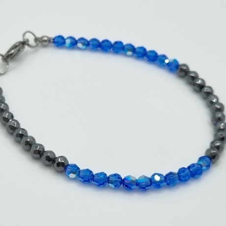Armband Hämatit mit Swarovski® Kristallen Sapphire Blau (A55)