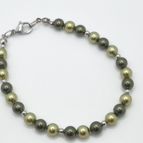 Armband Perlen Grün mit Swarovski® Crystal Pearls (A70)