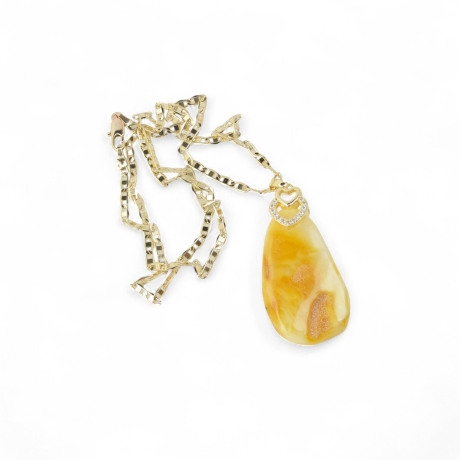 Schmuck aus baltischem Bernstein – Elegantes Naturjuwel für Damen