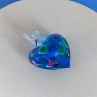 Glasherz türkisblau 3D Anhänger Kettenanhän8ger Glas Herz