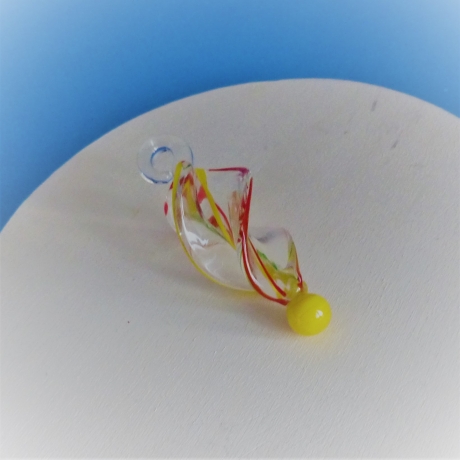 Kettenanhänger Glas 3D gedreht klar rot gelb Schmuckanhänger