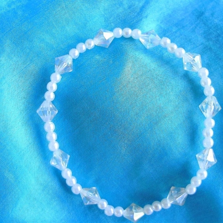 Perlenarmband♥Weiss-Transparent♥einfach schön von Hobbyhaus