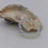 Perlenarmband Opalit, milchig weiß, blau schimmernd, Armschmuck