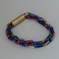 Glasperlenarmband gehäkelt, bunt, 18,5 cm, Armband gehäkelt