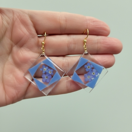 Ewige Blüten und zarte Erinnerung - Vergissmeinnicht Ohrringe