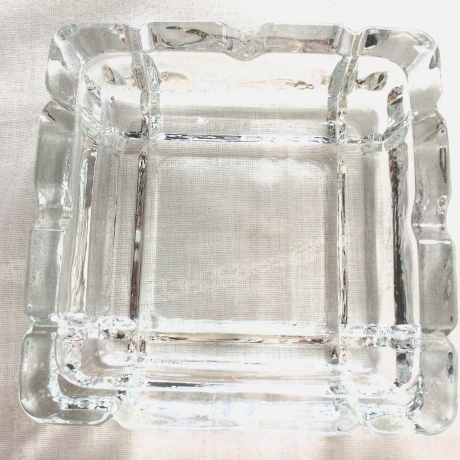 Vintage Aschenbecher rechteckig aus geschliffenes Glas 70er Jahre