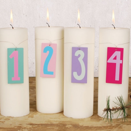 Geburtstags-Zahlen 1 2 3 4 Holz pastell Aspegren Adventskranz