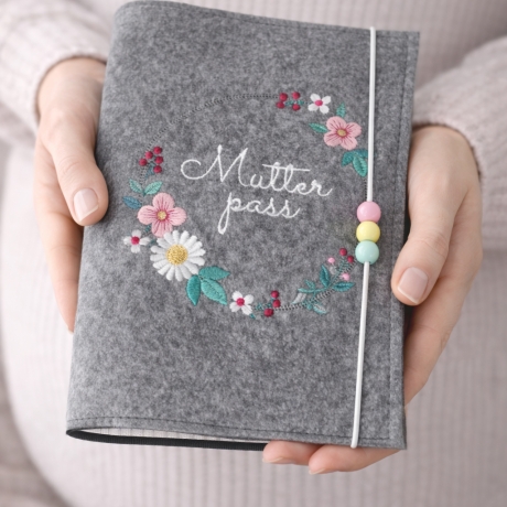 Mutterpasshülle Blumenkreis