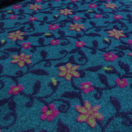 Stoff Musterwalk Walkloden Kochwolle Blumen blau lila fuchsia