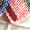 Babypuppendecke gestrickt mit Muschelkante umhäkelt von Hobbyhaus